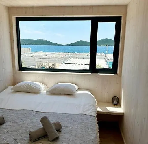 Beachhouse #1 - Buqez