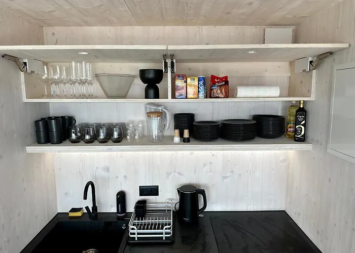 Beachhouse #1 - Buqez Дом отдыха *