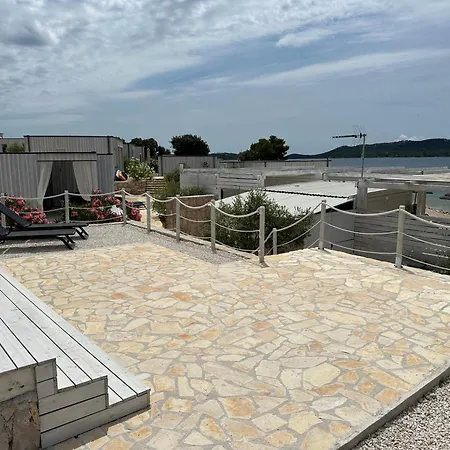 Vakantiehuis Beachhouse #1 - Buqez *