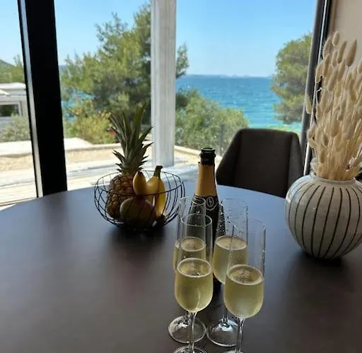 Beachhouse #1 - Buqez Drage
